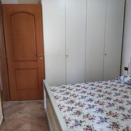 Apartment Demaj Vlore Bagian luar foto